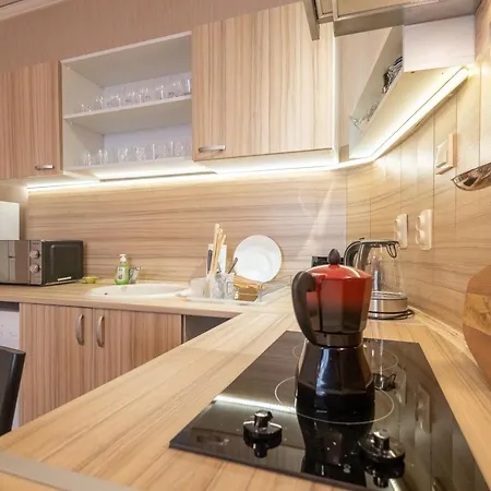 Feel - One Bedroom Next To Russian Square