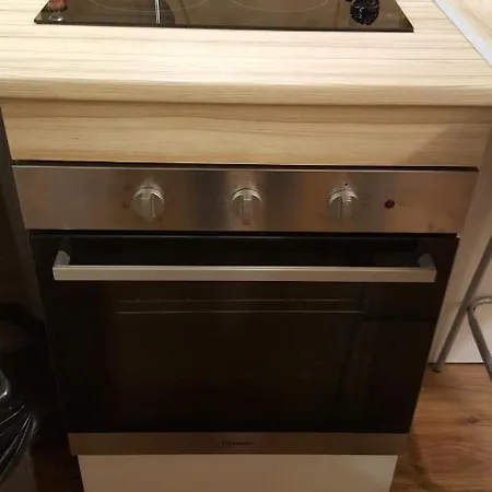 דירה Feel - One Bedroom Next To Russian Square סופיה